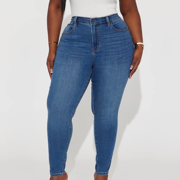 Fashion Nova Denim - Vintage Wash Stretch Skinny Jeans
